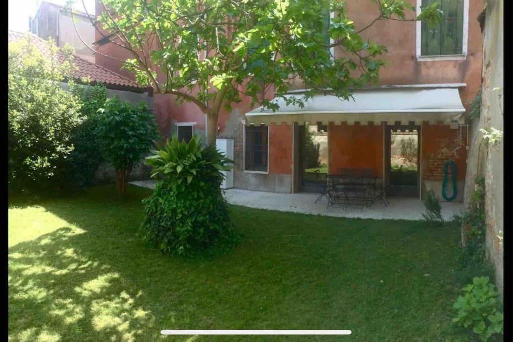 Raphael's Garden House Apartamento